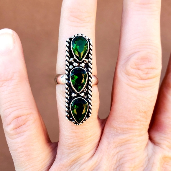 New Green Topaz 925 Silver Ring. - Picture 5 of 10